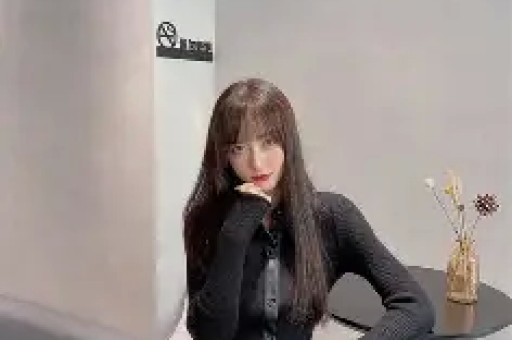 黄渤与神秘女子玩至深夜惹绯闻本尊发图公开女方身份否认出轨