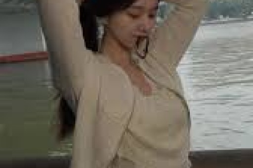 陪玩陪睡算啥？高尔夫球事件带着女儿找三姐王晶再曝大瓜