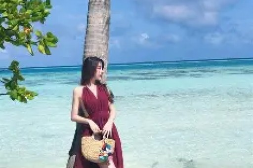 因耍大牌惨遭封杀求拍“裸戏”上位难怪连张颂文都嫌弃她! 因耍大牌惨遭封杀求拍“裸戏”上位难怪连张颂文都嫌弃她!