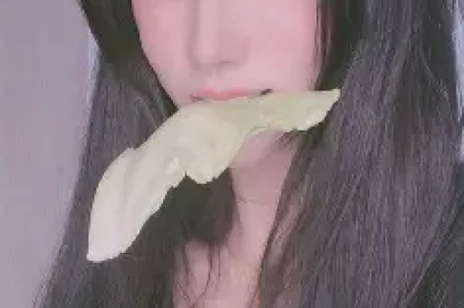 曝55岁柳云龙出轨十数年在妻眼皮底下偷情知情人称小三住对门
